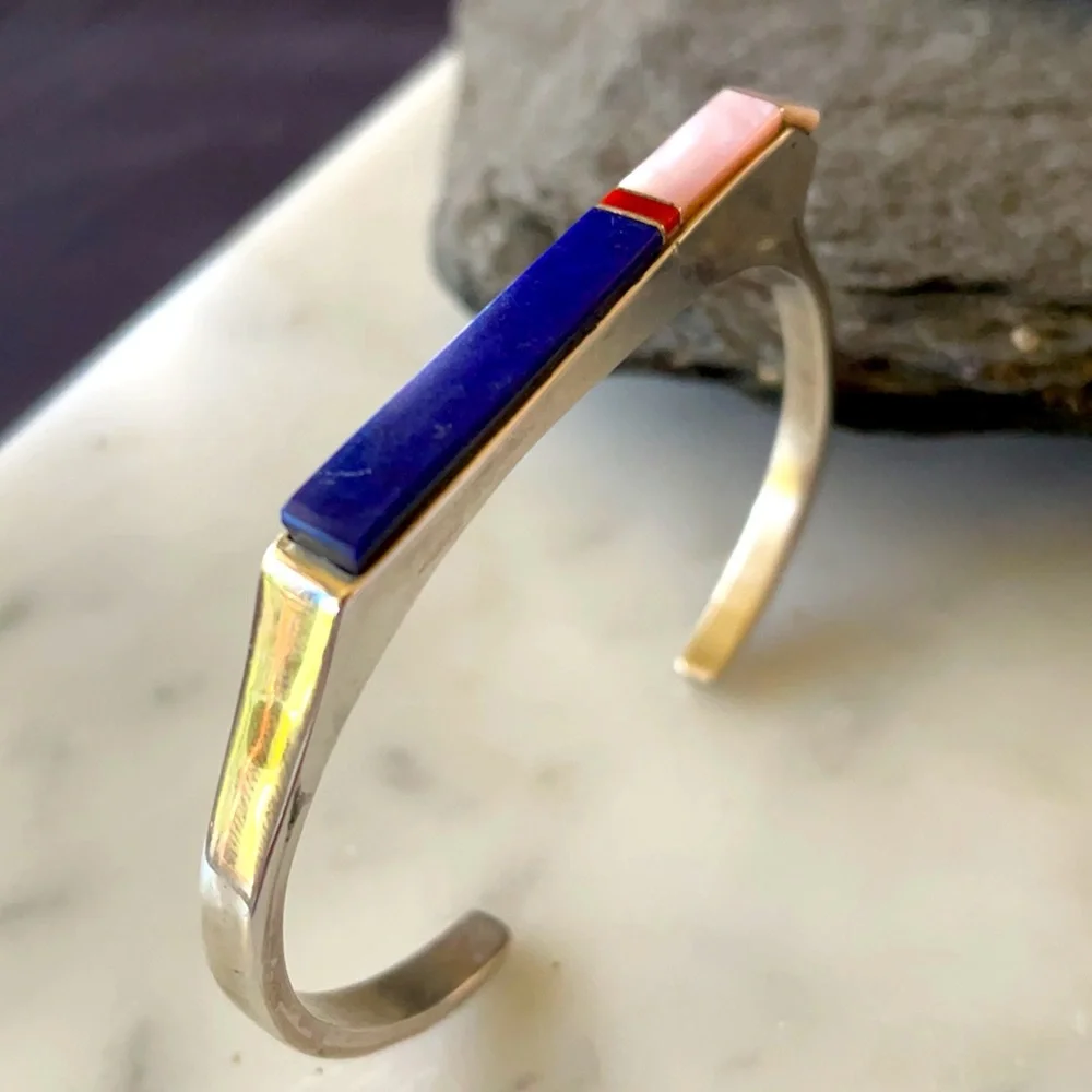 Vintage Navajo Native American Lapis and Mother of Pearl Bracelet - Picture 7 of 15